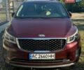 Красный Киа Седона, объемом двигателя 3.34 л и пробегом 105 тыс. км за 14000 $, фото 1 на Automoto.ua