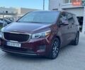 Красный Киа Седона, объемом двигателя 3.34 л и пробегом 76 тыс. км за 17500 $, фото 1 на Automoto.ua