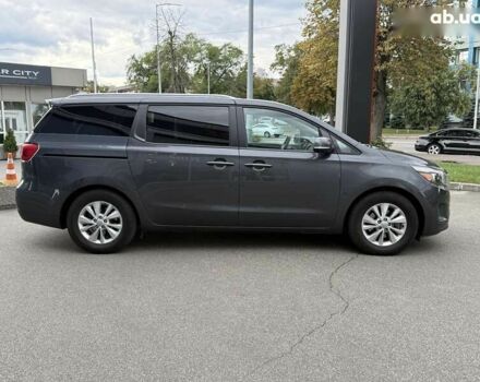 Кіа Седона, об'ємом двигуна 3.3 л та пробігом 125 тис. км за 16800 $, фото 7 на Automoto.ua