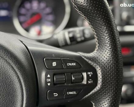 Киа Седона, объемом двигателя 3.3 л и пробегом 125 тыс. км за 15300 $, фото 27 на Automoto.ua