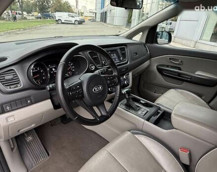 Киа Седона, объемом двигателя 3.3 л и пробегом 125 тыс. км за 15300 $, фото 14 на Automoto.ua