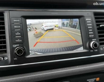 Кіа Седона, об'ємом двигуна 3.3 л та пробігом 125 тис. км за 16800 $, фото 22 на Automoto.ua