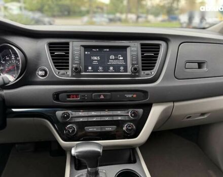 Киа Седона, объемом двигателя 3.3 л и пробегом 125 тыс. км за 15300 $, фото 21 на Automoto.ua