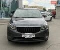 Серый Киа Седона, объемом двигателя 3.34 л и пробегом 125 тыс. км за 14800 $, фото 1 на Automoto.ua