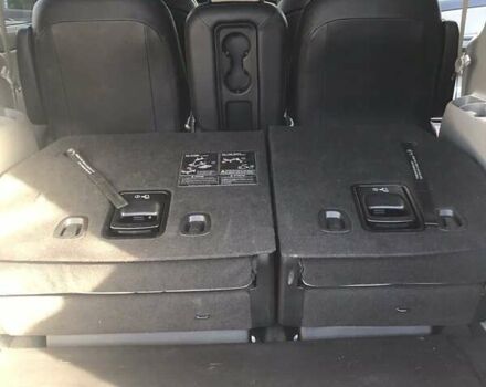 Сірий Кіа Седона, об'ємом двигуна 3.34 л та пробігом 110 тис. км за 19500 $, фото 13 на Automoto.ua