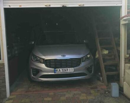 Сірий Кіа Седона, об'ємом двигуна 3.34 л та пробігом 110 тис. км за 19500 $, фото 8 на Automoto.ua