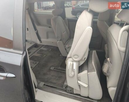 Синій Кіа Седона, об'ємом двигуна 3.34 л та пробігом 230 тис. км за 14000 $, фото 2 на Automoto.ua