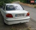 Белый Киа Сефия, объемом двигателя 1.5 л и пробегом 423 тыс. км за 1050 $, фото 4 на Automoto.ua