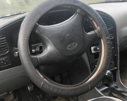 Белый Киа Сефия, объемом двигателя 1.5 л и пробегом 200 тыс. км за 1400 $, фото 4 на Automoto.ua