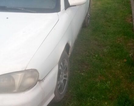 Белый Киа Сефия, объемом двигателя 1.5 л и пробегом 200 тыс. км за 1400 $, фото 7 на Automoto.ua