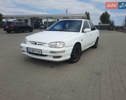 Белый Киа Сефия, объемом двигателя 1.5 л и пробегом 350 тыс. км за 1250 $, фото 1 на Automoto.ua