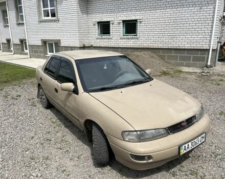 Бежевый Киа Сефия, объемом двигателя 1.5 л и пробегом 150 тыс. км за 1650 $, фото 5 на Automoto.ua