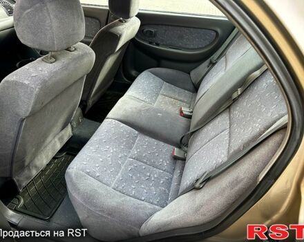 Бежевий Кіа Сефія, об'ємом двигуна 1.6 л та пробігом 0 тис. км за 4500 $, фото 6 на Automoto.ua