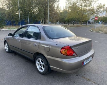 Бежевый Киа Сефия, объемом двигателя 1.6 л и пробегом 203 тыс. км за 3100 $, фото 3 на Automoto.ua