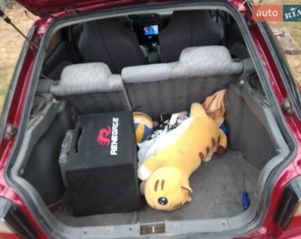 Красный Киа Сефия, объемом двигателя 1.5 л и пробегом 300 тыс. км за 1700 $, фото 12 на Automoto.ua