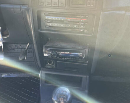 Красный Киа Сефия, объемом двигателя 1.6 л и пробегом 200 тыс. км за 1400 $, фото 16 на Automoto.ua