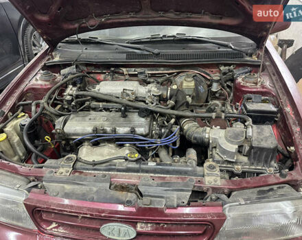 Червоний Кіа Сефія, об'ємом двигуна 1.6 л та пробігом 150 тис. км за 1000 $, фото 8 на Automoto.ua