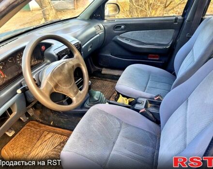 Киа Сефия, объемом двигателя 1.6 л и пробегом 126 тыс. км за 650 $, фото 3 на Automoto.ua