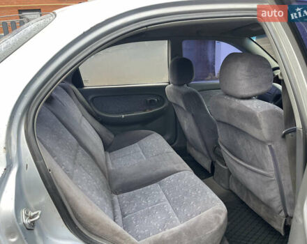 Серый Киа Сефия, объемом двигателя 1.6 л и пробегом 301 тыс. км за 1200 $, фото 14 на Automoto.ua