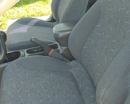 Синий Киа Сефия, объемом двигателя 1.5 л и пробегом 235 тыс. км за 1000 $, фото 6 на Automoto.ua