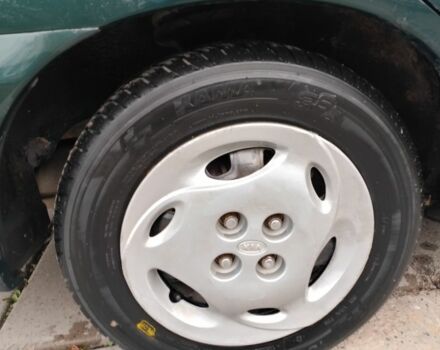 Зеленый Киа Сефия, объемом двигателя 1.6 л и пробегом 361 тыс. км за 1650 $, фото 6 на Automoto.ua