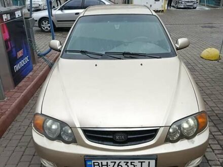 Бежевый Киа Шума, объемом двигателя 1.6 л и пробегом 268 тыс. км за 1600 $, фото 1 на Automoto.ua