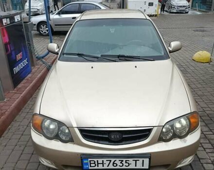 Бежевый Киа Шума, объемом двигателя 1.6 л и пробегом 268 тыс. км за 1600 $, фото 1 на Automoto.ua