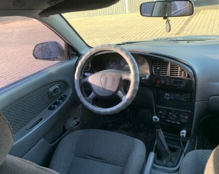 Серый Киа Шума, объемом двигателя 1.6 л и пробегом 430 тыс. км за 2500 $, фото 5 на Automoto.ua