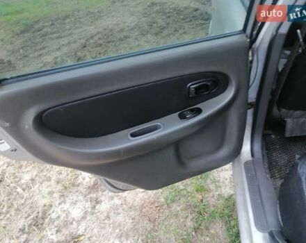 Серый Киа Шума, объемом двигателя 1.59 л и пробегом 430 тыс. км за 1200 $, фото 12 на Automoto.ua