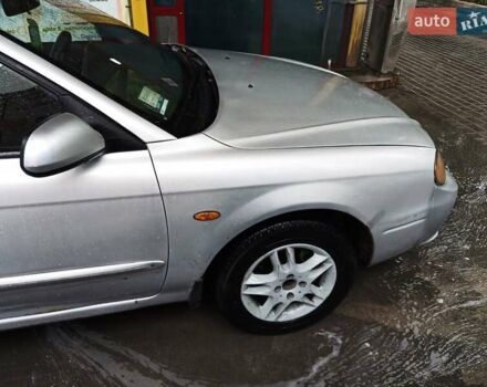 Сірий Кіа Шума, об'ємом двигуна 1.6 л та пробігом 255 тис. км за 1950 $, фото 6 на Automoto.ua