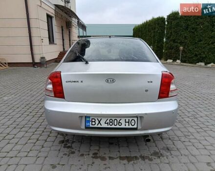 Серый Киа Шума, объемом двигателя 1.6 л и пробегом 300 тыс. км за 2499 $, фото 3 на Automoto.ua