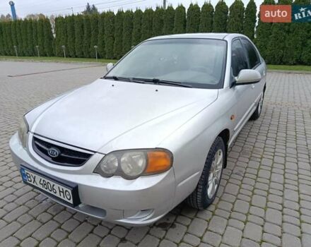 Серый Киа Шума, объемом двигателя 1.6 л и пробегом 300 тыс. км за 2499 $, фото 8 на Automoto.ua