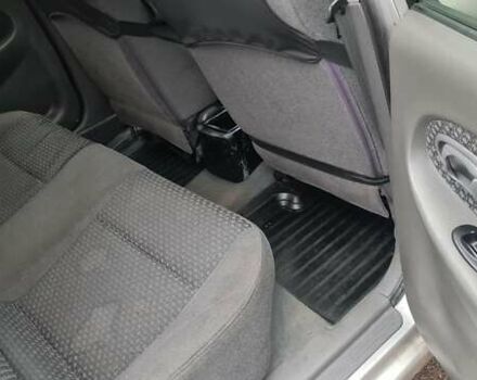 Сірий Кіа Шума, об'ємом двигуна 1.6 л та пробігом 240 тис. км за 1700 $, фото 7 на Automoto.ua