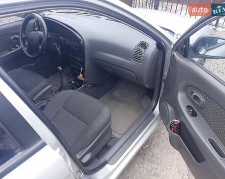 Сірий Кіа Шума, об'ємом двигуна 1.8 л та пробігом 285 тис. км за 2000 $, фото 3 на Automoto.ua