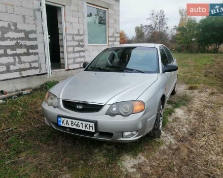 Серый Киа Шума, объемом двигателя 1.59 л и пробегом 430 тыс. км за 1200 $, фото 1 на Automoto.ua