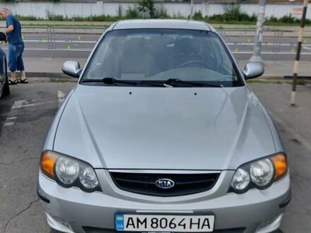 Кіа Шума 2003 у Києві на Automoto.ua Сірий Кіа Шума, об'ємом двигуна 1.79 л та пробігом 120 тис. км за 4000 $, фото 1 на Automoto.ua