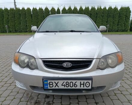 Сірий Кіа Шума, об'ємом двигуна 1.6 л та пробігом 300 тис. км за 2700 $, фото 1 на Automoto.ua