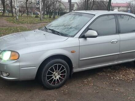 Серый Киа Шума, объемом двигателя 1.6 л и пробегом 240 тыс. км за 1700 $, фото 1 на Automoto.ua