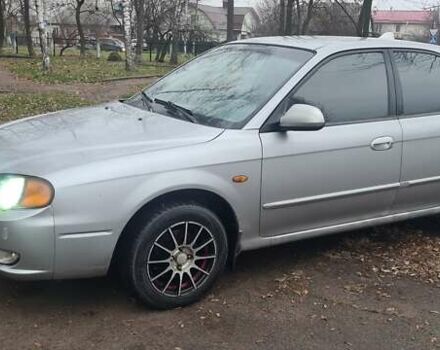 Серый Киа Шума, объемом двигателя 1.6 л и пробегом 240 тыс. км за 2200 $, фото 1 на Automoto.ua