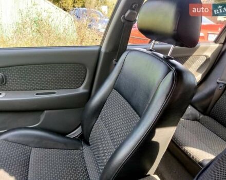 Зеленый Киа Шума, объемом двигателя 1.8 л и пробегом 130 тыс. км за 2600 $, фото 4 на Automoto.ua