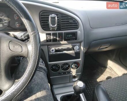 Зеленый Киа Шума, объемом двигателя 1.8 л и пробегом 130 тыс. км за 2600 $, фото 5 на Automoto.ua