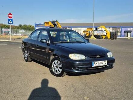 Зеленый Киа Шума, объемом двигателя 1.5 л и пробегом 328 тыс. км за 2000 $, фото 1 на Automoto.ua