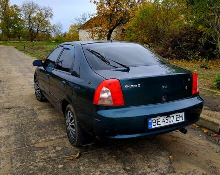 Зелений Кіа Шума, об'ємом двигуна 1.6 л та пробігом 250 тис. км за 1950 $, фото 1 на Automoto.ua