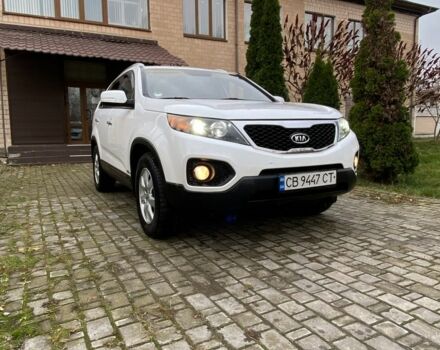 Белый Киа Соренто, объемом двигателя 2.2 л и пробегом 212 тыс. км за 13000 $, фото 1 на Automoto.ua