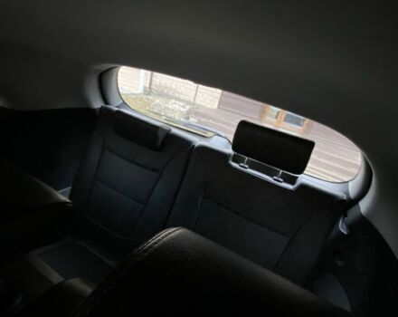 Белый Киа Соренто, объемом двигателя 2.2 л и пробегом 212 тыс. км за 13000 $, фото 19 на Automoto.ua