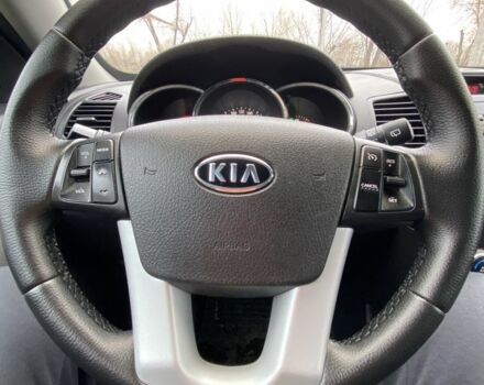 Белый Киа Соренто, объемом двигателя 2.2 л и пробегом 212 тыс. км за 13000 $, фото 10 на Automoto.ua