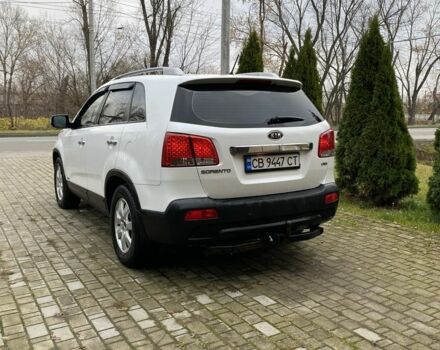 Белый Киа Соренто, объемом двигателя 2.2 л и пробегом 212 тыс. км за 13000 $, фото 4 на Automoto.ua