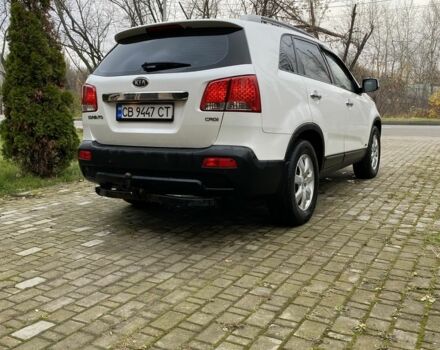 Белый Киа Соренто, объемом двигателя 2.2 л и пробегом 212 тыс. км за 13000 $, фото 3 на Automoto.ua