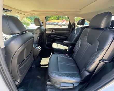 Белый Киа Соренто, объемом двигателя 2.5 л и пробегом 34 тыс. км за 12000 $, фото 10 на Automoto.ua