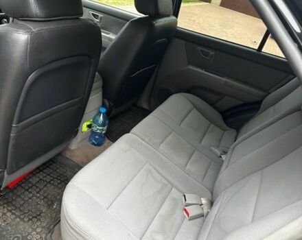 Белый Киа Соренто, объемом двигателя 0 л и пробегом 202 тыс. км за 3050 $, фото 5 на Automoto.ua